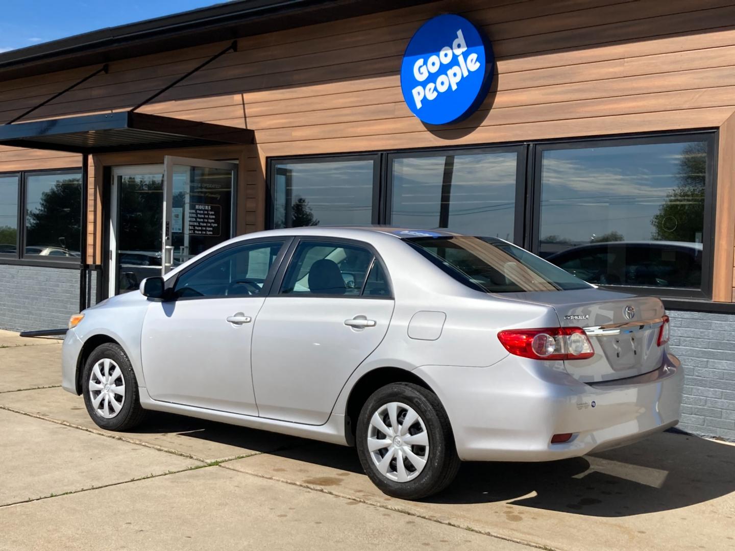 2011 Magnetic Gray Met. Toyota Corolla S 5-Speed MT (2T1BU4EE2BC) with an 1.8L L4 DOHC 16V engine, 5-Speed Manual transmission, located at 1800 South Ihm Blvd, Freeport, IL, 61032, (815) 232-5543, 42.278645, -89.607994 - Photo#2